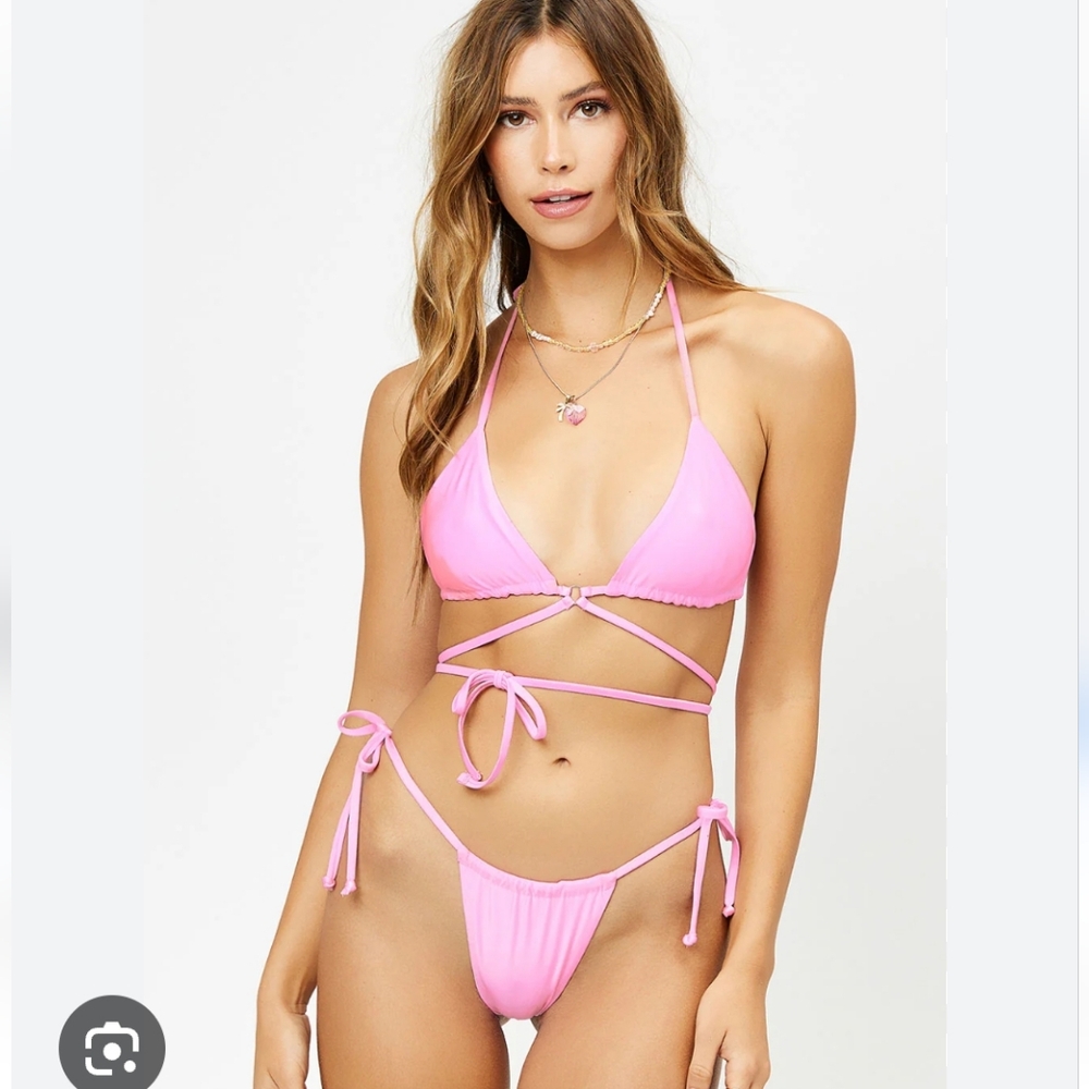 Alo Yoga & Frankies Bikinis Tatum Bikini Set